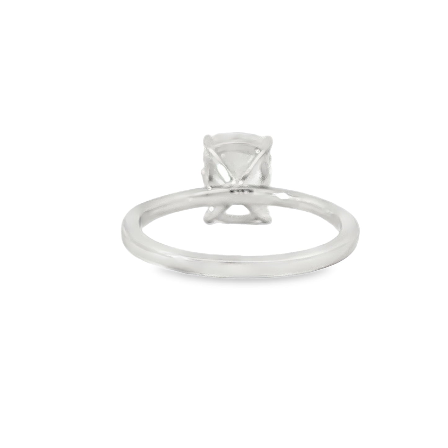 18KW 2.52ct Cushion Ontaango Solitaire