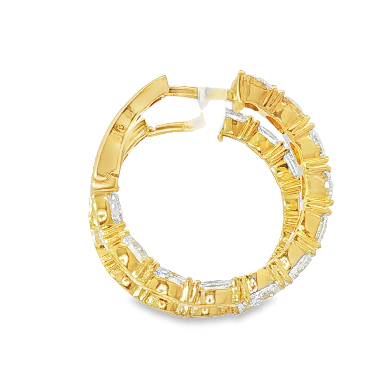 18KY Oval Diamond Hoop Earrings