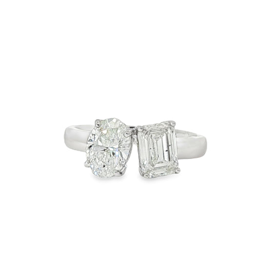 18KW Emerald & Oval Toi et Moi Ring