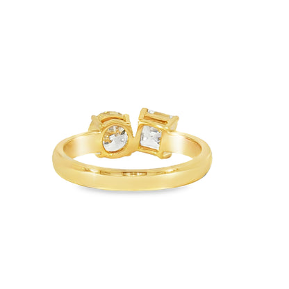 18KY Asscher & Round Toi et Moi Ring