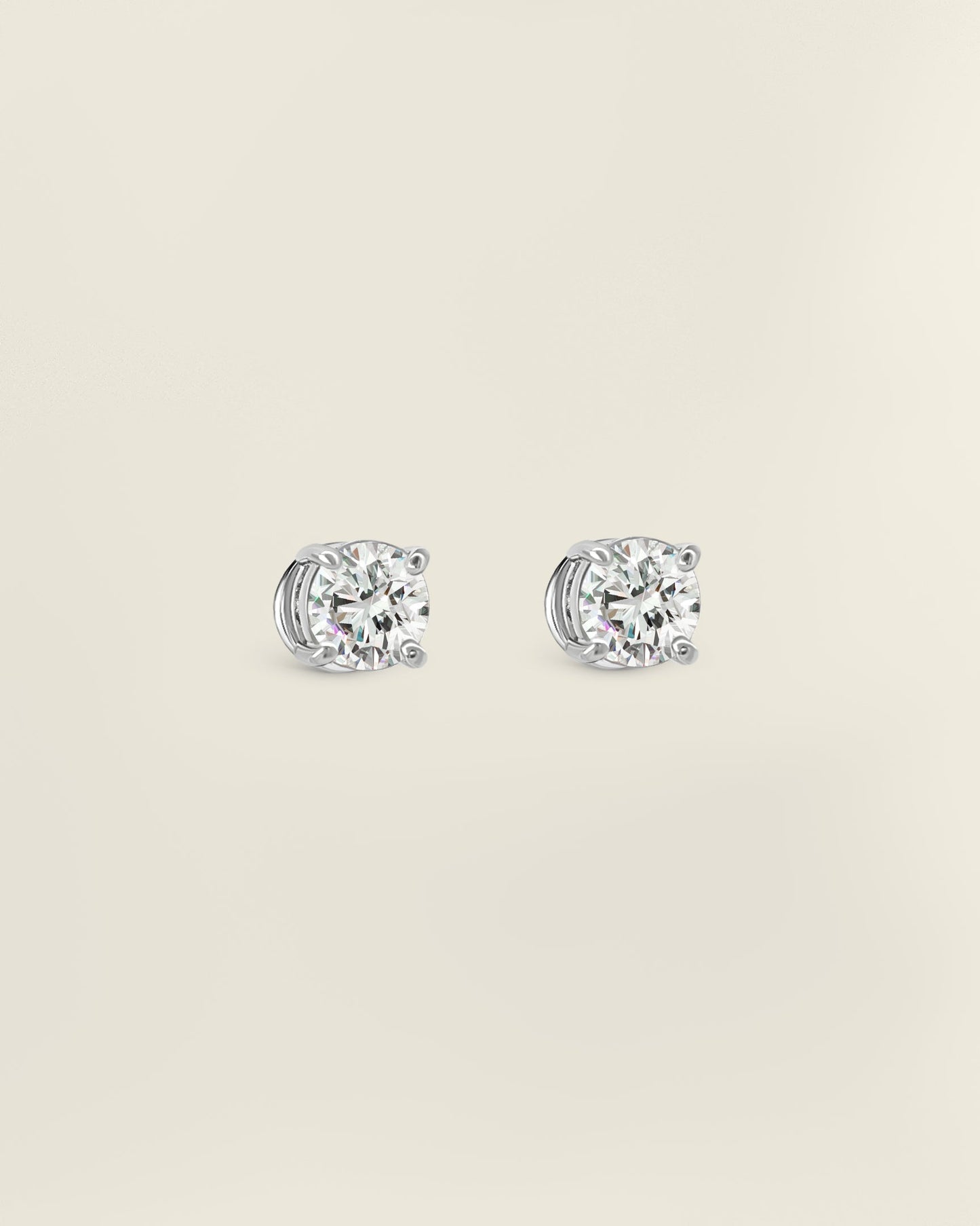 18K White Gold 1.00 ct Round Diamond Solitaire Studs