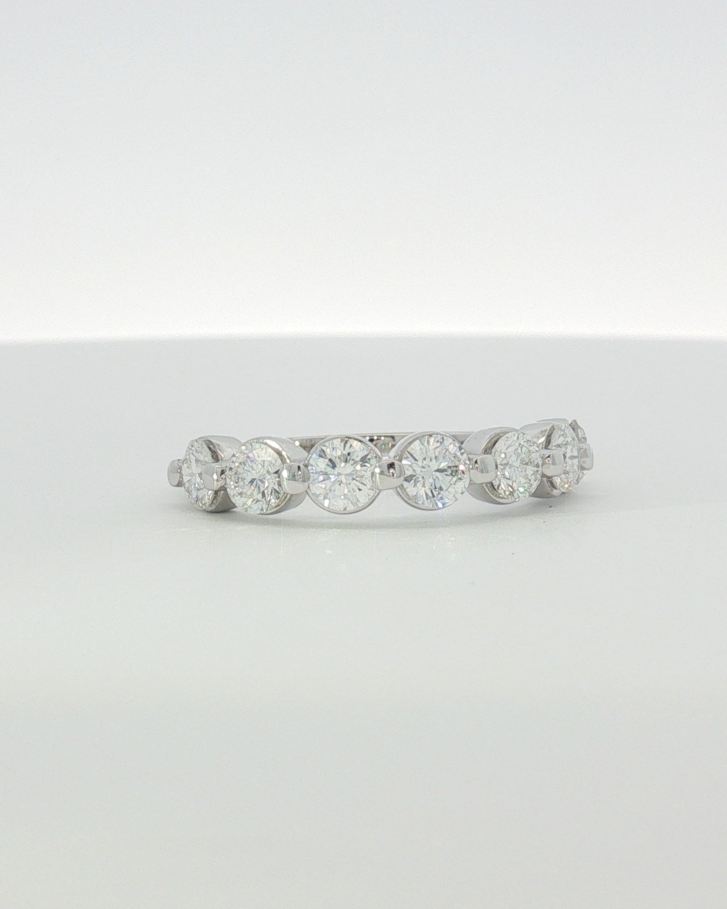 18K White Gold 1.50 ctw Seven Stone Shared Prong Diamond Band