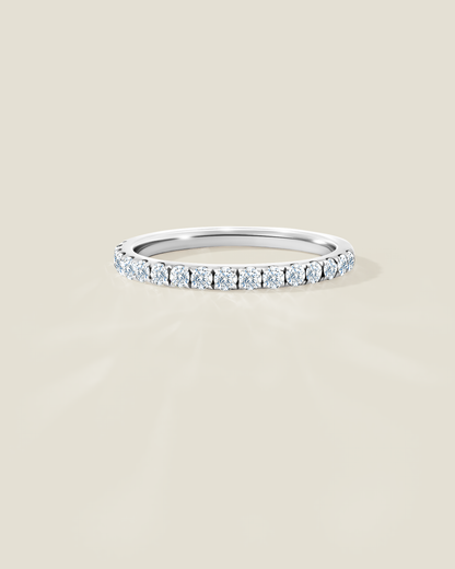 18K White Gold 2.95 ctw L/VS2 Cushion Ontaango Solitaire Ring Set