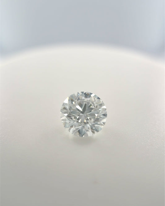 1.05 Carat E-VS1 Round Cut Diamond