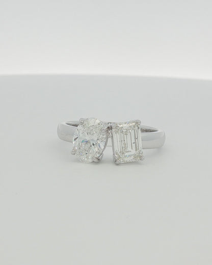 18K White Gold 2.06 ctw Emerald & Oval Toi et Moi Ring