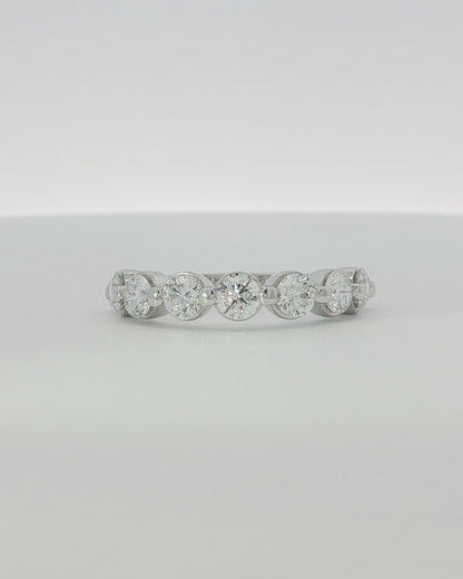 18K White Gold 1.50 ctw Seven Stone Shared Prong Diamond Band